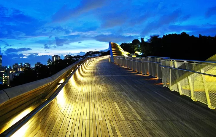 Henderson-Waves-Bridge-singapore