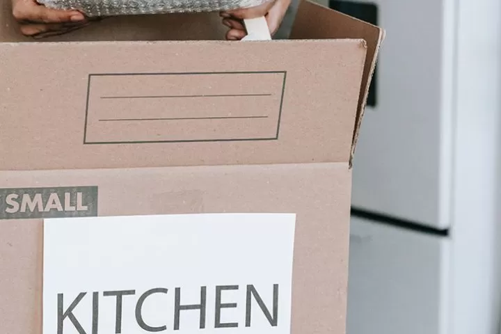 Four Tips for Packing Up Your Kitchen for Moving