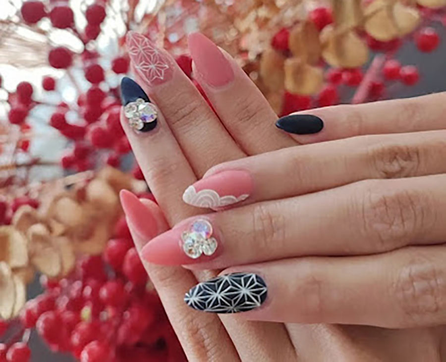 Top nail salon in Singapore